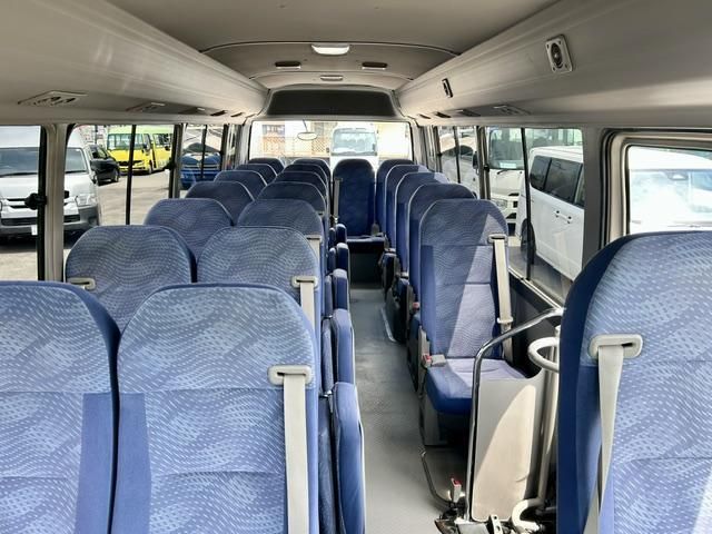 Toyota COASTER 2016-02 7709988-17
