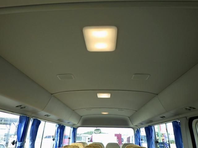Toyota COASTER 2017-09 7709984-12
