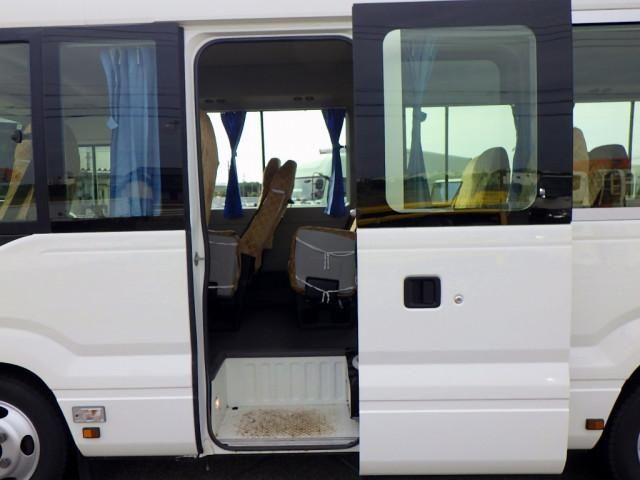 Toyota COASTER 2017-09 7709984-6