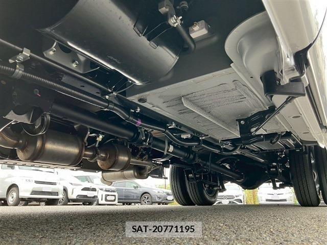 Toyota COASTER 2026-06 7721924-27