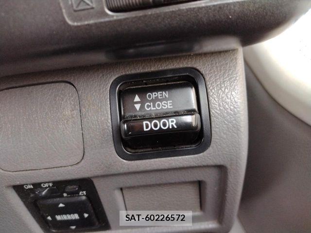 Toyota COASTER 2009-05 7721928-11
