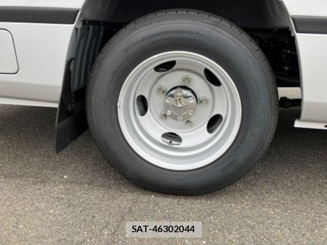 Toyota COASTER 2026-05 7721926-9