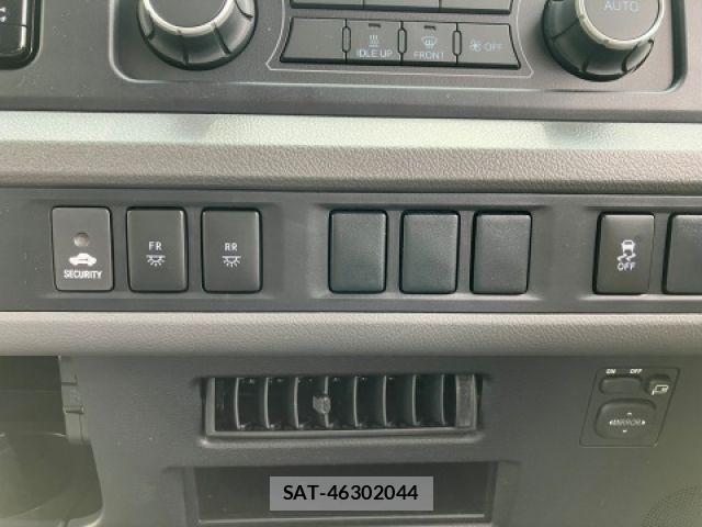 Toyota COASTER 2026-05 7721926-17
