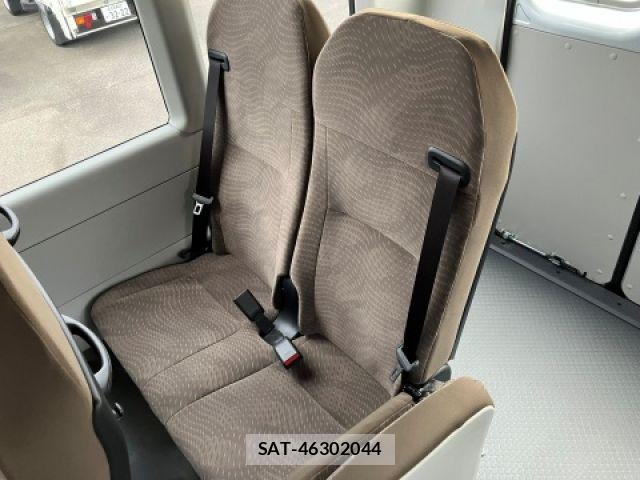 Toyota COASTER 2026-05 7721926-22