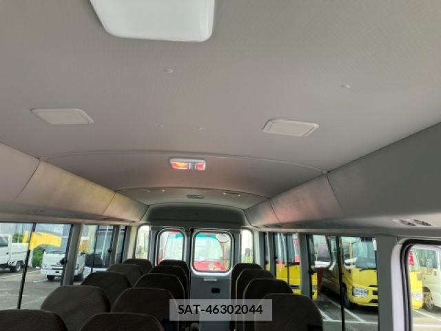 Toyota COASTER 2026-05 7721926-26