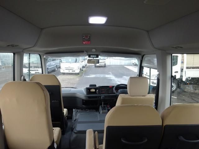 Toyota COASTER 2026-06 7864650-22