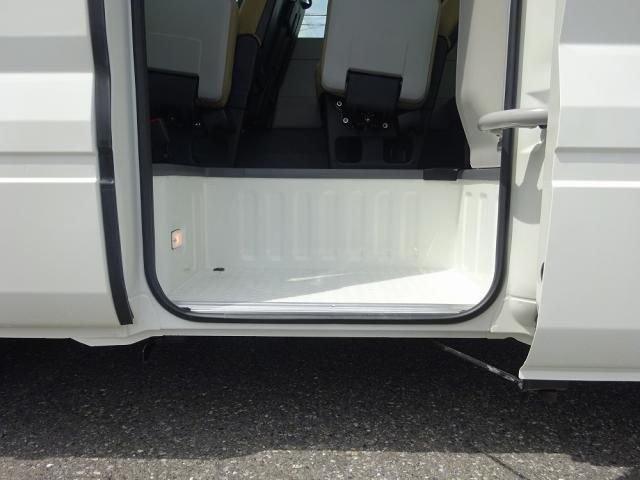 Toyota COASTER 2026-06 7864650-29