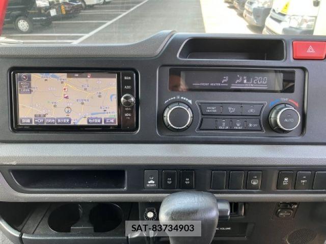 Toyota COASTER 2017-12 8073268-15