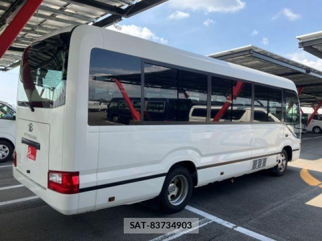 Toyota COASTER 2017-12 8073268-1