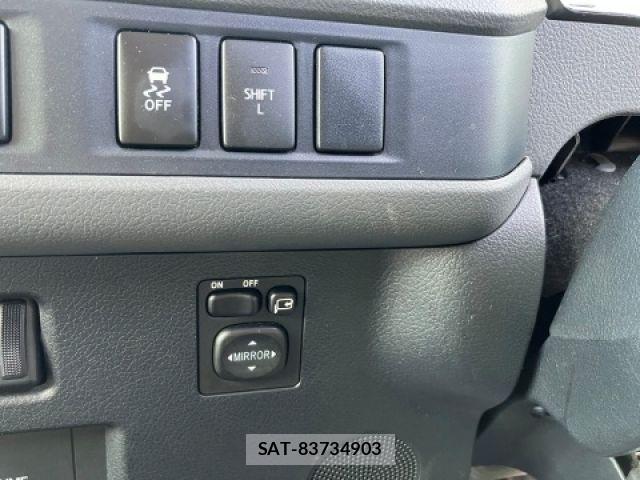Toyota COASTER 2017-12 8073268-22