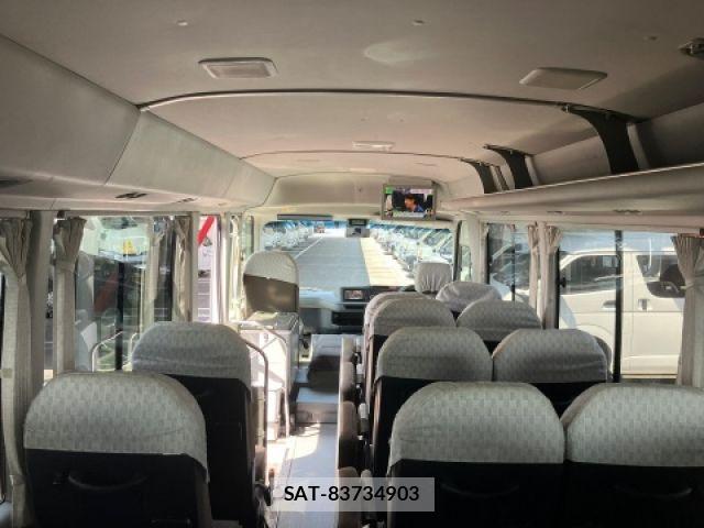 Toyota COASTER 2017-12 8073268-29