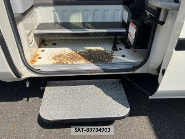 Toyota COASTER 2017-12 8073268-7
