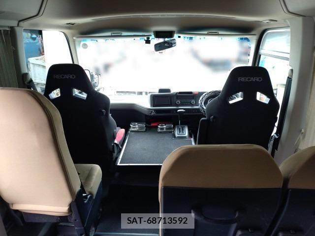 Toyota COASTER 2020-09 8073267-14