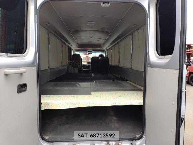Toyota COASTER 2020-09 8073267-15