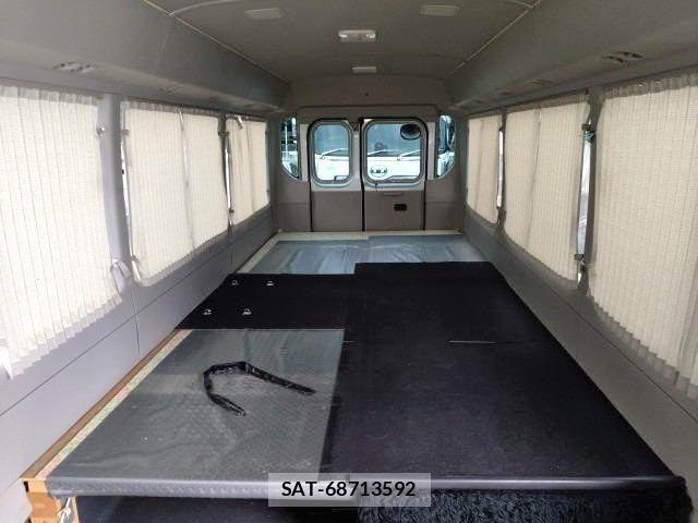 Toyota COASTER 2020-09 8073267-16