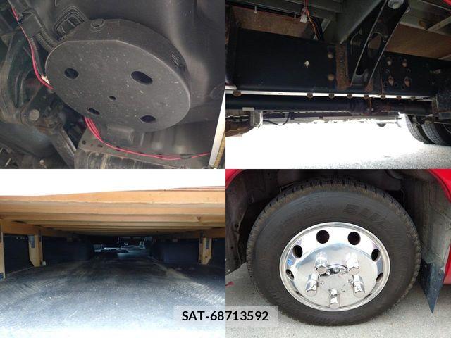 Toyota COASTER 2020-09 8073267-28