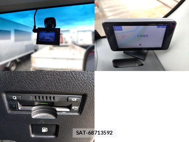 Toyota COASTER 2020-09 8073267-4