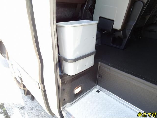 Toyota COASTER 2026-06 8186337-25