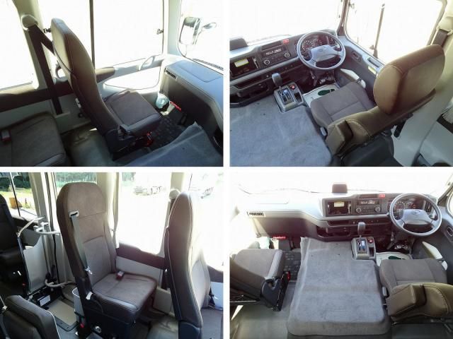 Toyota COASTER 2026-06 8186337-27