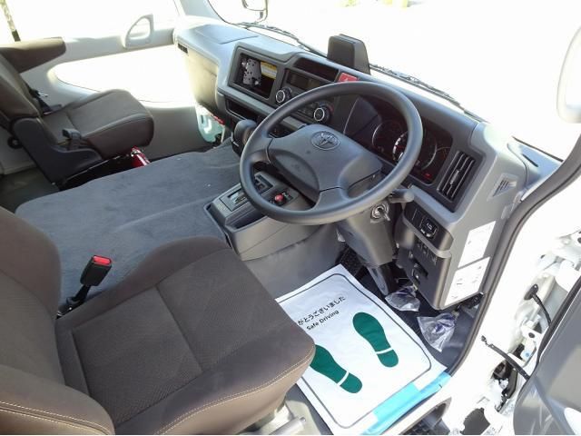 Toyota COASTER 2026-06 8186337-7