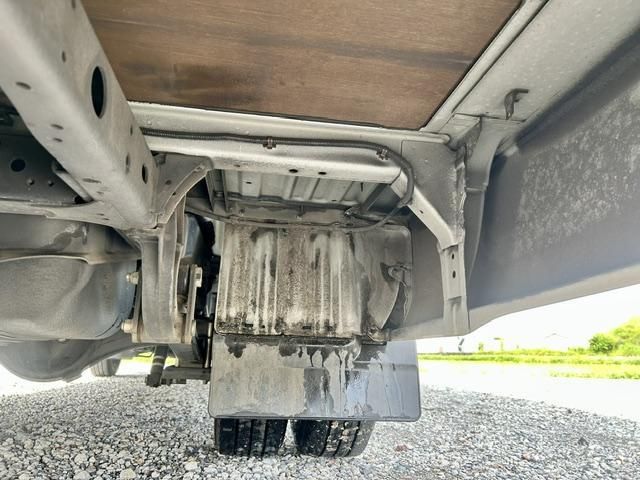 Toyota COASTER 2017-09 8186338-22