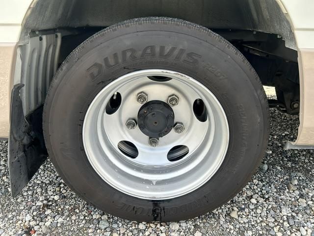 Toyota COASTER 2017-09 8186338-28