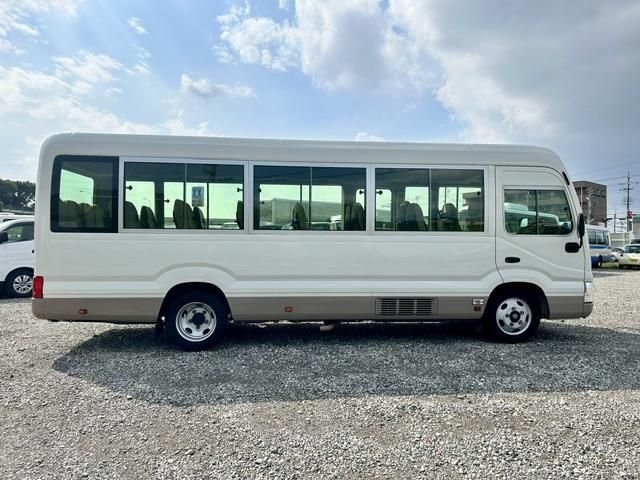 Toyota COASTER 2017-09 8186338-3