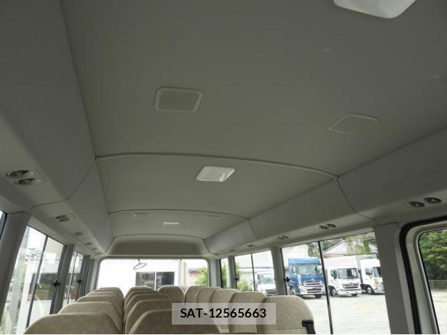 Toyota COASTER 2018-06 8244846-18
