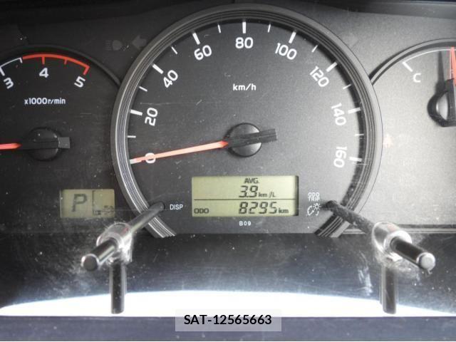 Toyota COASTER 2018-06 8244846-21