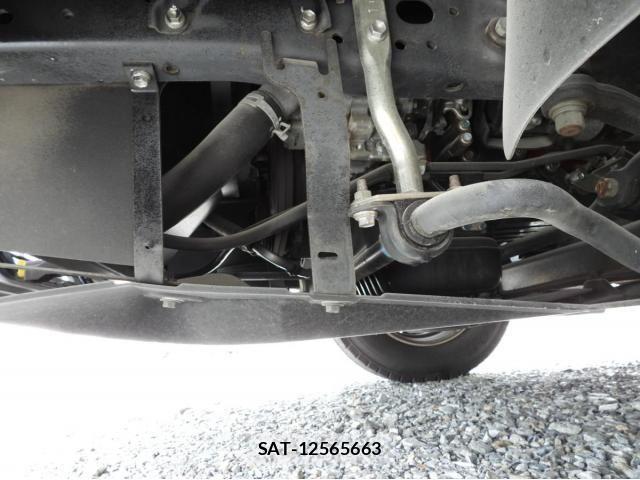 Toyota COASTER 2018-06 8244846-29