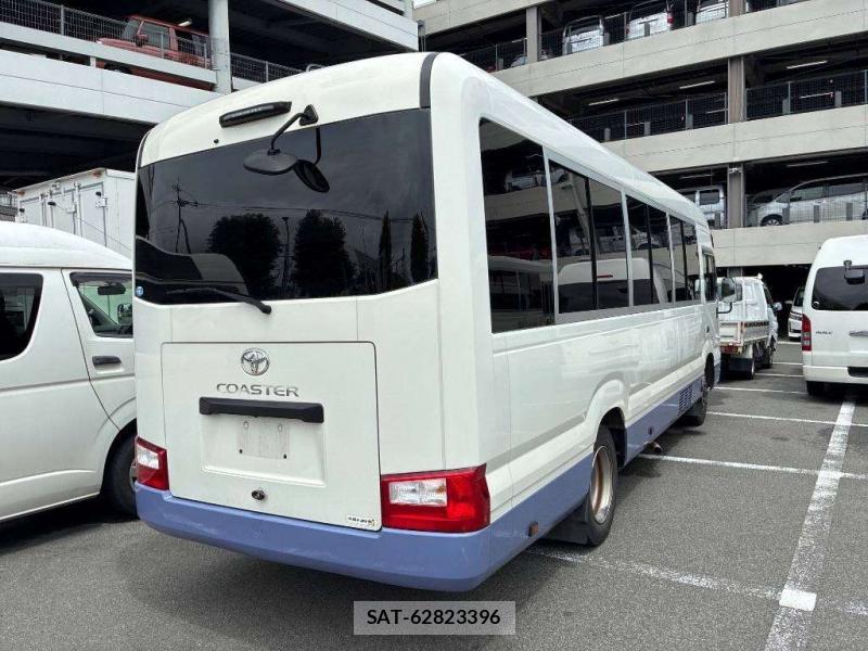 Toyota COASTER 2019-06 8302288-1