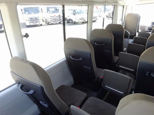 Toyota COASTER 2026-04 8331861-17