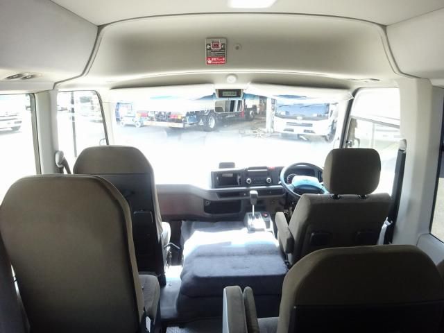 Toyota COASTER 2026-04 8331861-27