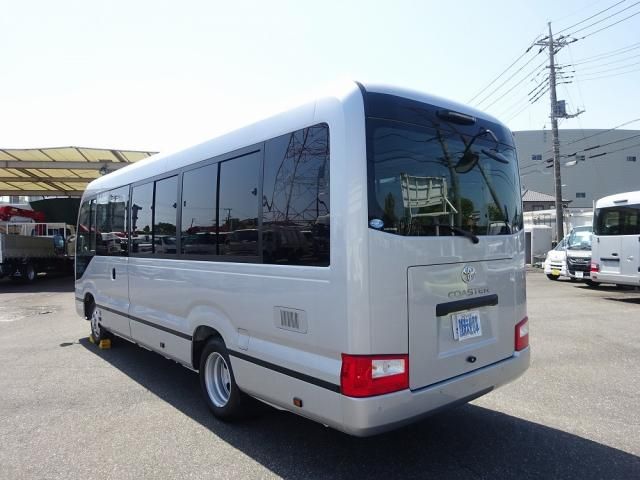 Toyota COASTER 2026-04 8331861-3