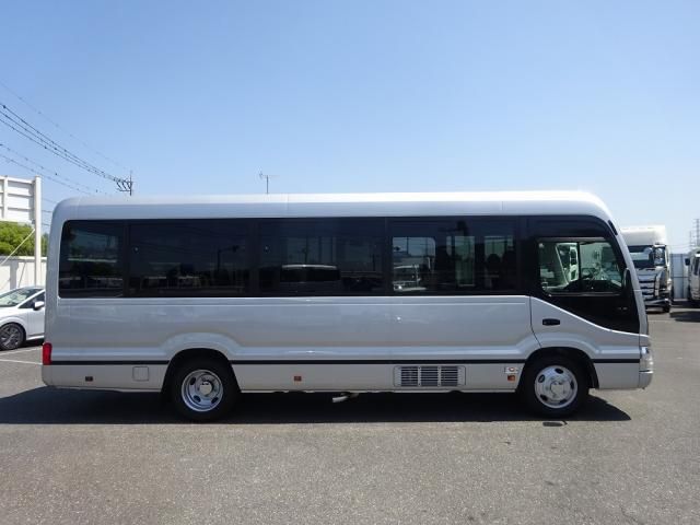Toyota COASTER 2026-04 8331861-4