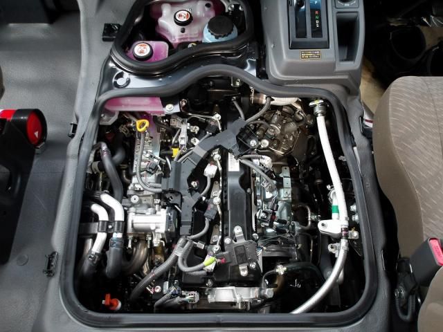 Toyota COASTER 2026-05 8331862-11