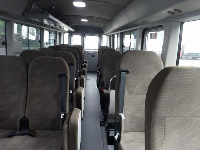Toyota COASTER 2026-05 8331862-12