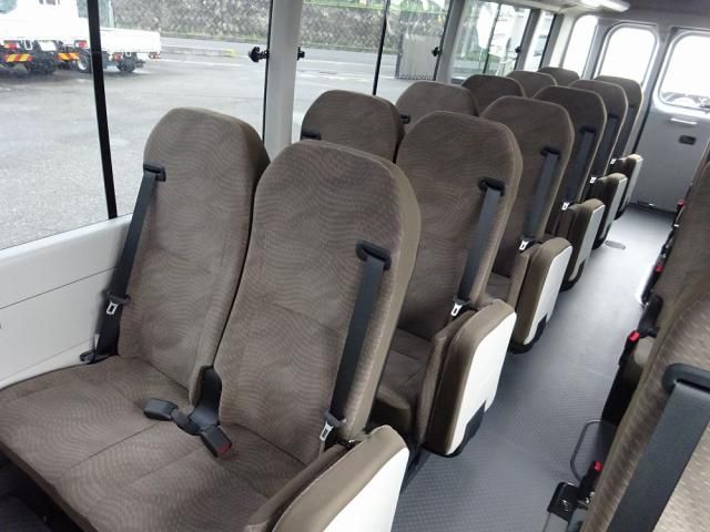Toyota COASTER 2026-05 8331862-15