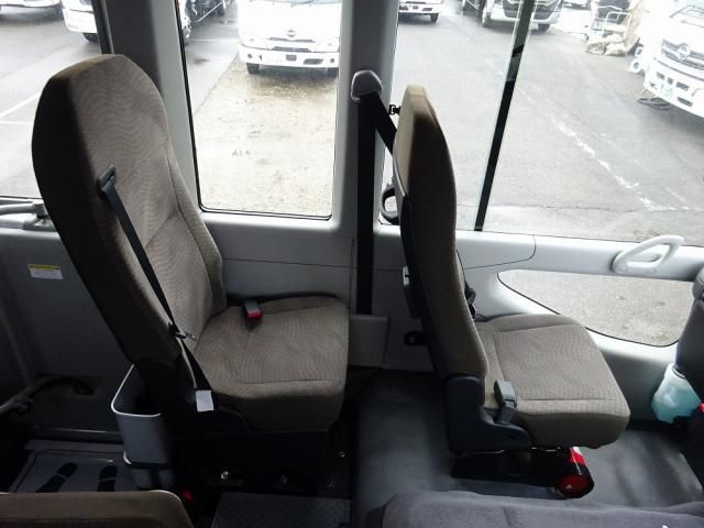 Toyota COASTER 2026-05 8331862-22