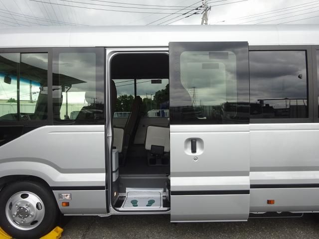 Toyota COASTER 2026-05 8331862-27