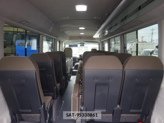 Toyota COASTER 2026-06 8365171-19
