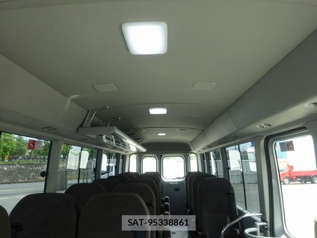 Toyota COASTER 2026-06 8365171-23