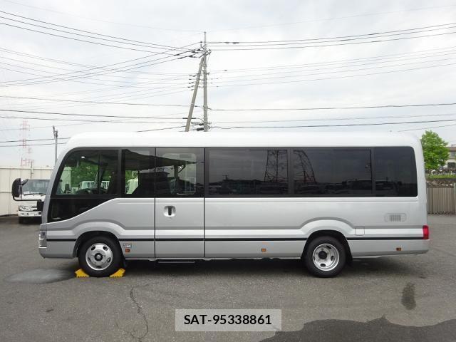 Toyota COASTER 2026-06 8365171-5