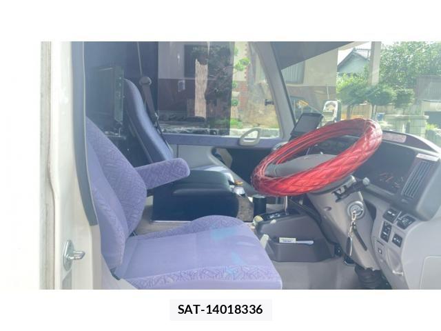 Toyota COASTER 2009-02 8371524-13
