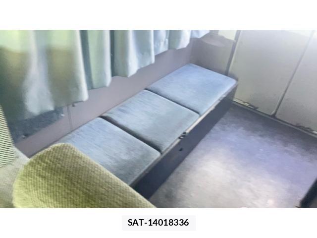 Toyota COASTER 2009-02 8371524-19