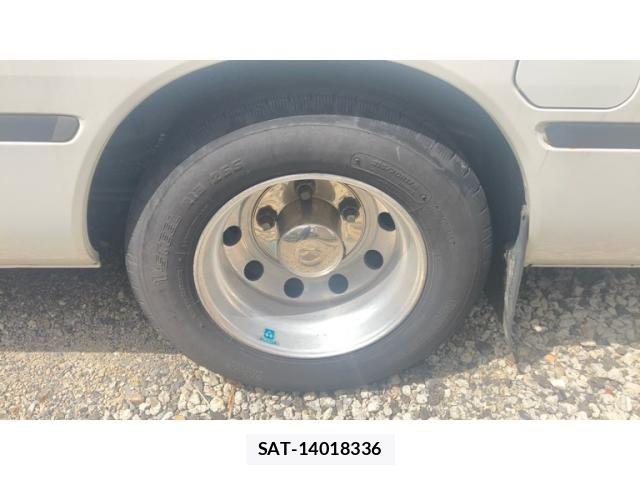 Toyota COASTER 2009-02 8371524-5