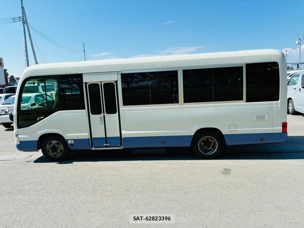 Toyota COASTER 2019-06 8302288-1