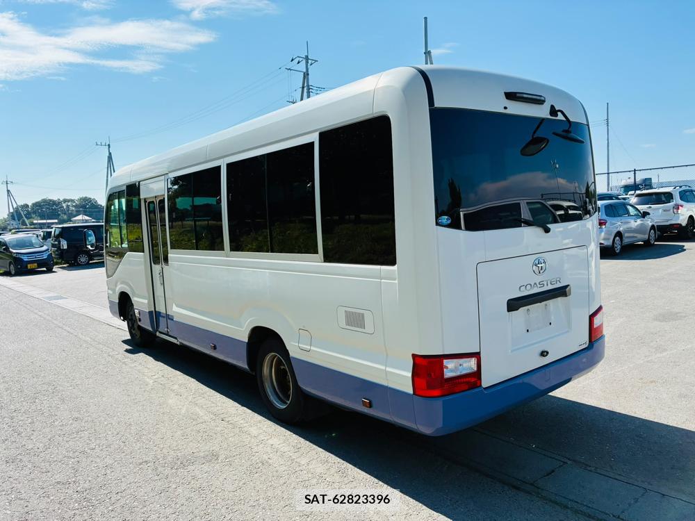 Toyota COASTER 2019-06 8302288-2