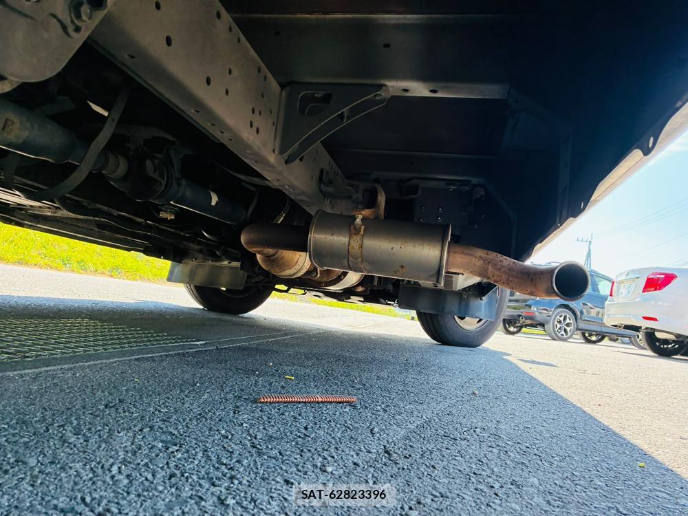 Toyota COASTER 2019-06 8302288-37