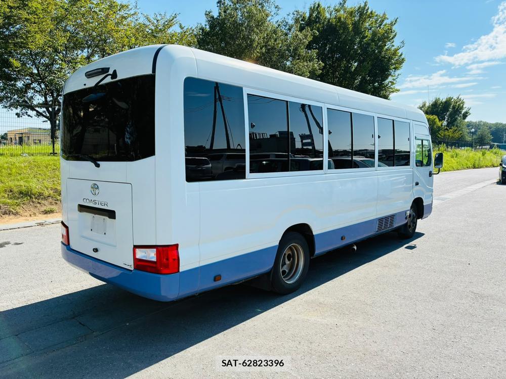 Toyota COASTER 2019-06 8302288-4